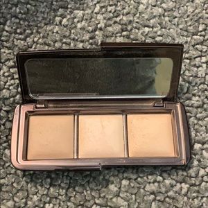 Hourglass ambient lighting palette